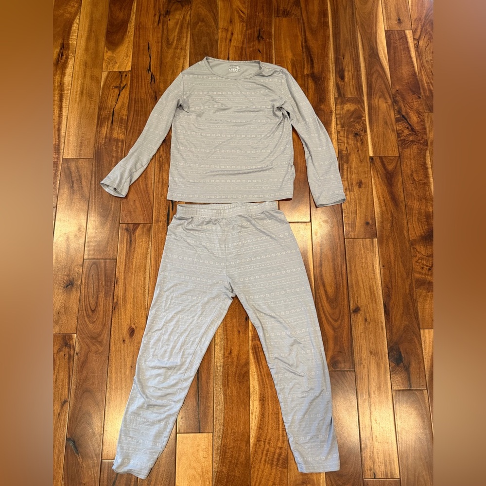 32 Heat Winter Snowflake Cozy Gray Kids Pajamas